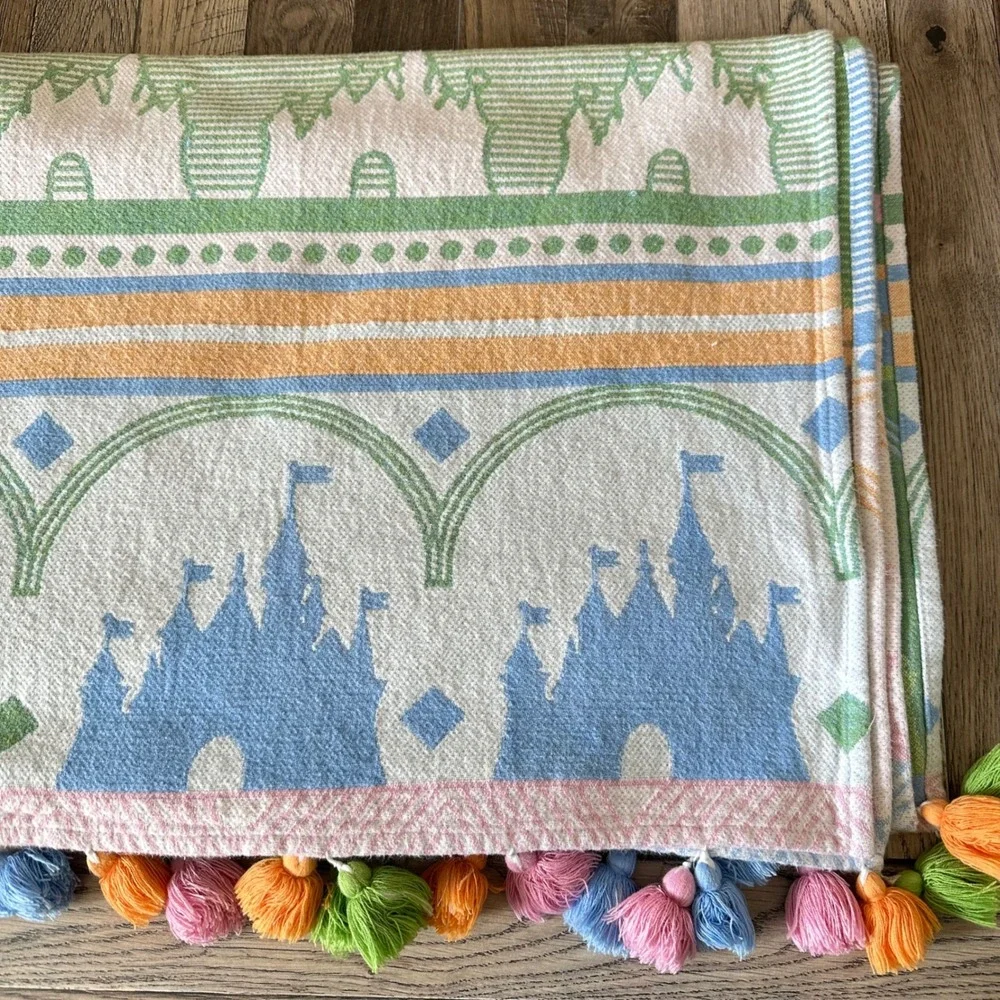 Disney Parks Fantasyland Castle Pastel‎ Knit Throw Blanket Tassels 72x60 Cotton